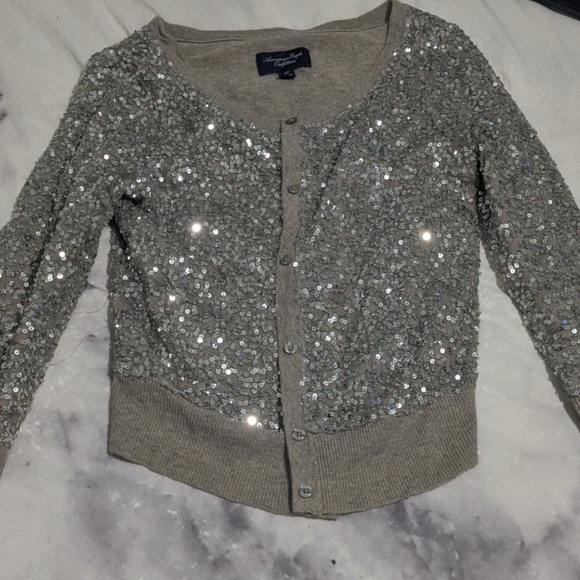 Cardigan - Picture 1 of 1